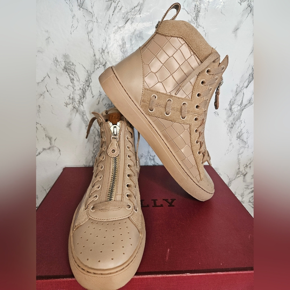 Bally Men's Hekem Croc-embossed Leather High-top Sneakers In Nude.size 8